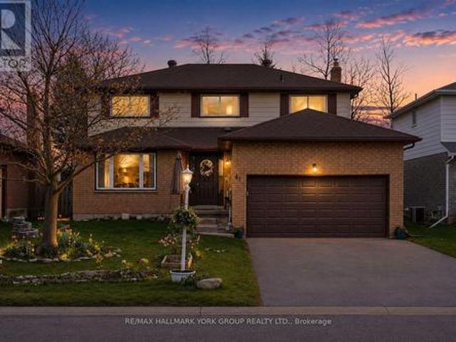41 Laurentian Lane, Orillia, ON, L3V 7N8 house for sale | Listing ID S13456 | Royal LePage