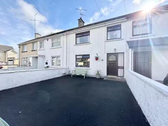 41 Montague Park