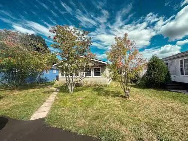41 Park Avenue, Charlottetown, PE, C1A 6R4 house for sale L.