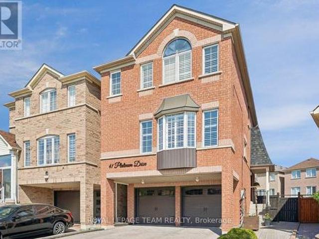 41 Platinum Drive, Toronto Brookhaven Amesbury, ON, M6M 5K2 house for sale | Listing ID W13154 | Royal LePage