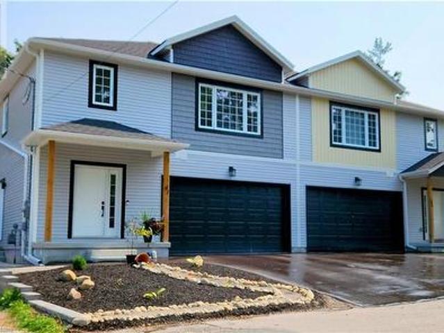 41 Queensway Drive, St. Jacobs, ON, N0B 2N0 house for sale | Listing ID 40701 | Royal LePage