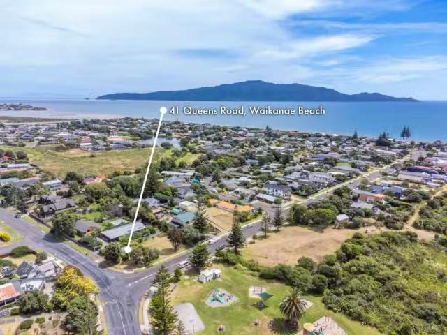 41 Queens Road, Waikanae Beach, Kapiti Coast