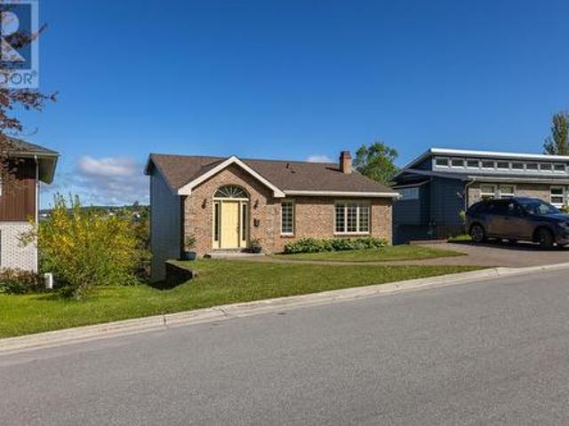 41 Raymond Heights, Corner Brook, NL, A2H 2S2 house for sale | Listing ID 1299 | Royal LePage