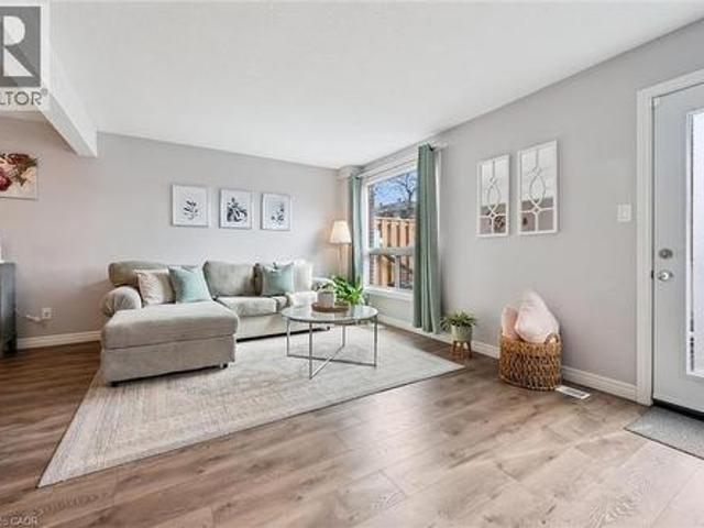 41 Rhonda Road Unit# 23, Guelph, ON, N1H 6H1 townhouse for sale | Listing ID 40846 | Royal LePage
