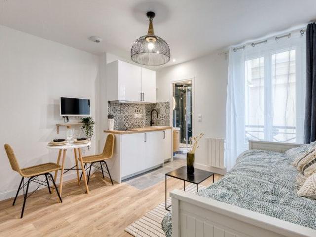 41 Rue des Trois Frères, 75018 Paris 18