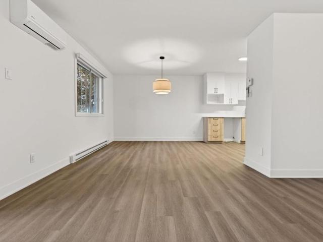 41 Rue Sicard, app.2, J7E 5E5, Sainte Thérèse