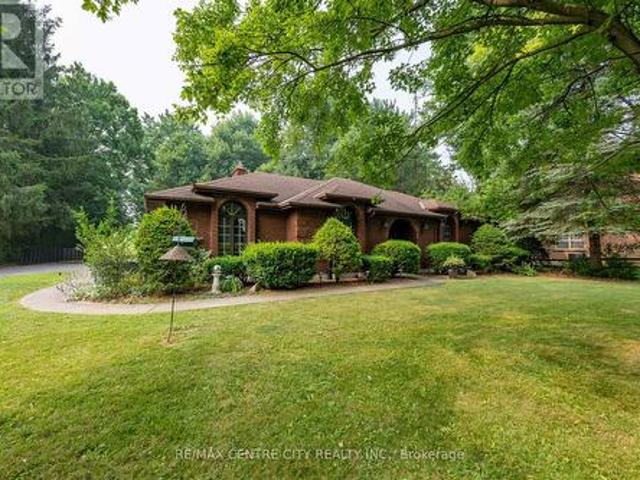 42067 Ferguson Line, Central Elgin, ON, N5P 3T1 house for sale | Listing ID X13584 | Royal LePage