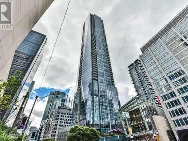 4207 University Avenue, Toronto, ON, M5H 0A2 lease for lease | Listing ID C13588 | Royal LePage