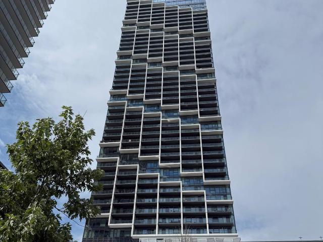 4207 1 Portage Parkway, Concord | 1+1Beds/2Bath, Condo, $2,350/mo | Condos. Ca