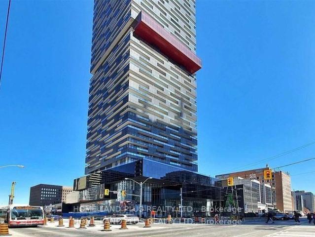 4201 8 Eglinton Avenue E, Toronto | 1+1Beds/2Bath, Condo, $2,490/mo | Condos. Ca