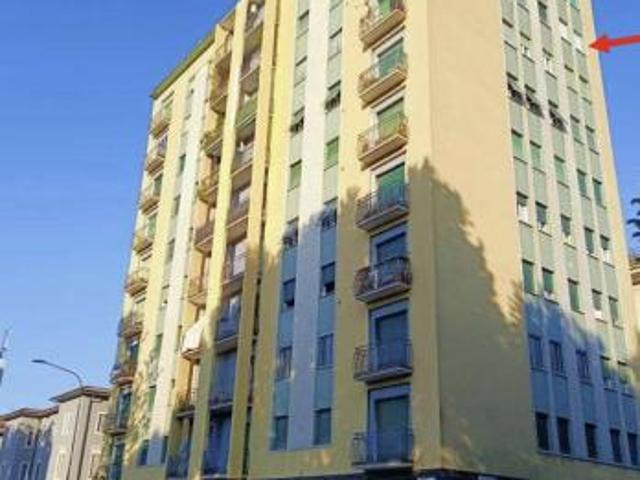 4/2025 2 BS trilocale all'ottavo piano con solaio e box