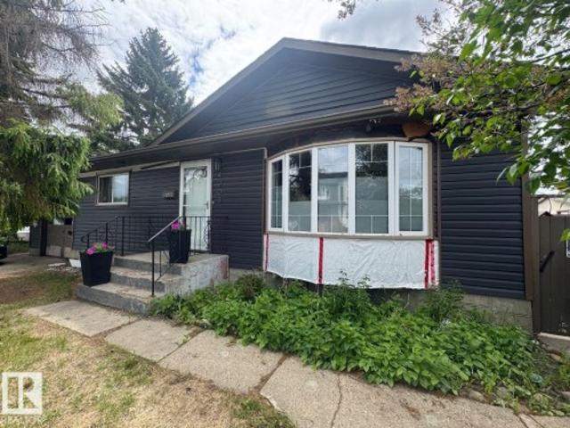 4203 Avenue, Edmonton, AB, T6A 2E1 house for sale | Listing ID E4494 | Royal LePage