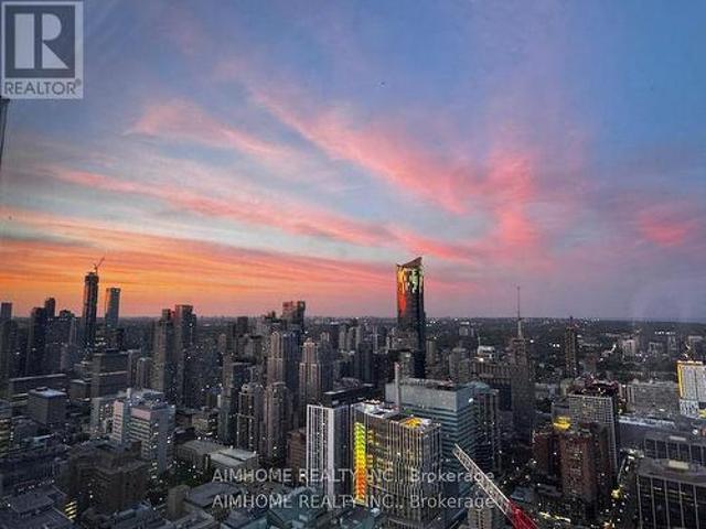 4203 University Avenue, Toronto, ON, M5G 0C1 condo for sale | Listing ID C13503 | Royal LePage