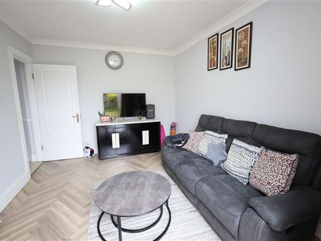 420,000 | 21 Woodvale, Herons Wood, Carrigaline, Cork Dan Howard & Co Ltd 5006 MyHome. Ie Residential