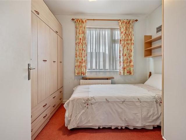420,000 | 3 Woodbrook Drive, Bishopstown, Cork Jeremy Murphy & Associates 4983 MyHome. Ie Residential