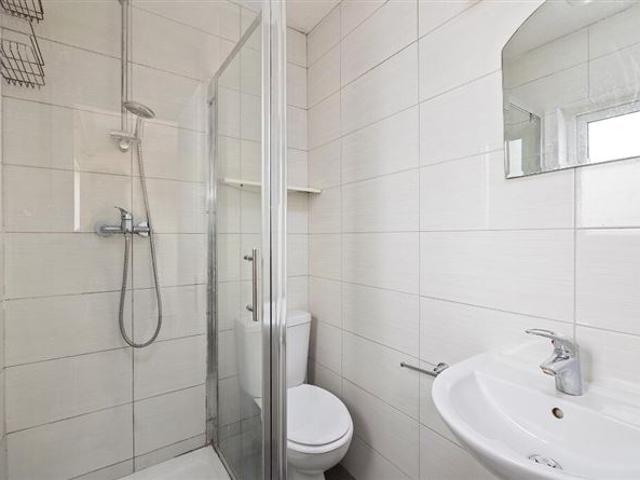 420,000 | 61 Earlsfort Road, Lucan, Dublin McDonald Property 5009 MyHome. Ie Residential