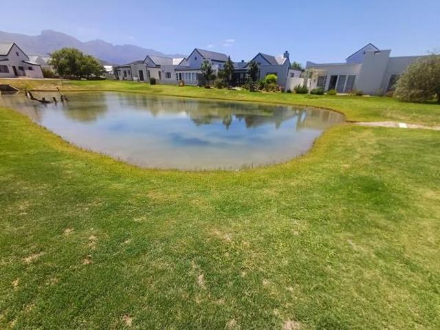 420 m² Land available in Robertson