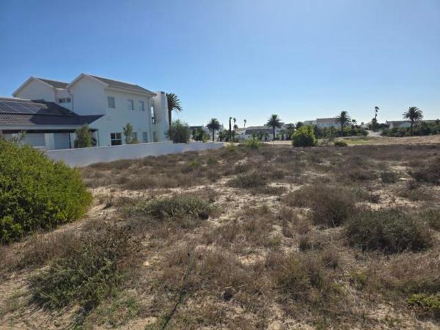 420 m² Land available in Shelley Point