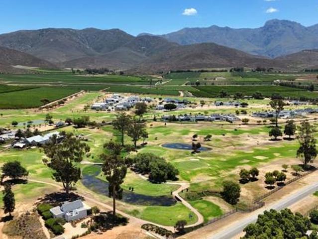 420 m² Land available in Silwerstrand Golf and River Estate