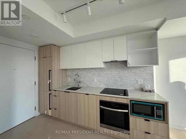 4217 Church Street, Toronto, ON, M5B 1Z2 lease for lease | Listing ID C13442 | Royal LePage