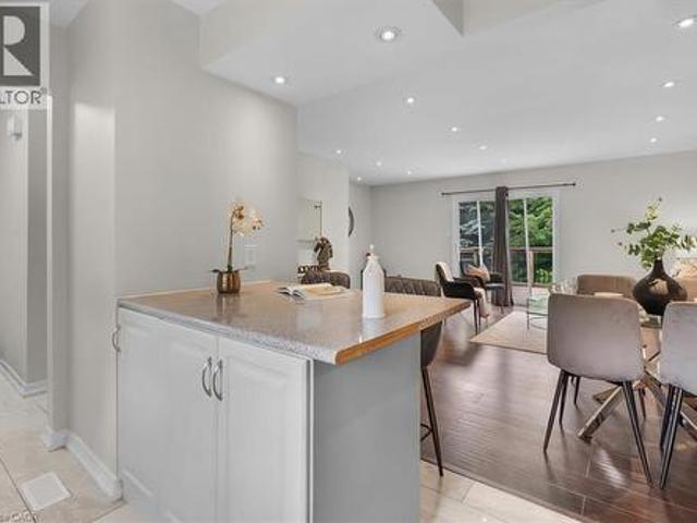 421 Bairstow Crescent, Waterloo, ON, N2K 2H7 house for sale | Listing ID 40849 | Royal LePage