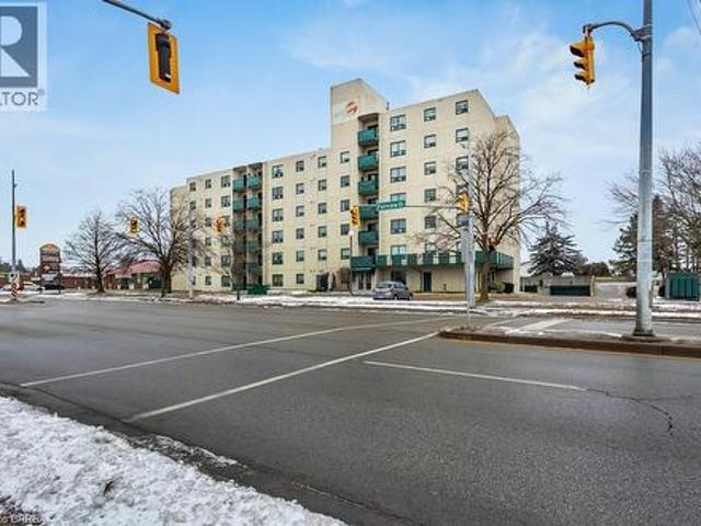 421 Fairview Drive Unit# 501, Brantford, ON, N3R 7M3 lease for lease | Listing ID 40825 | Royal LePage