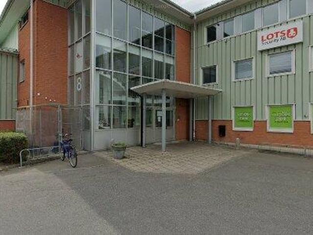 421 m2 kontor uthyres i Huddinge