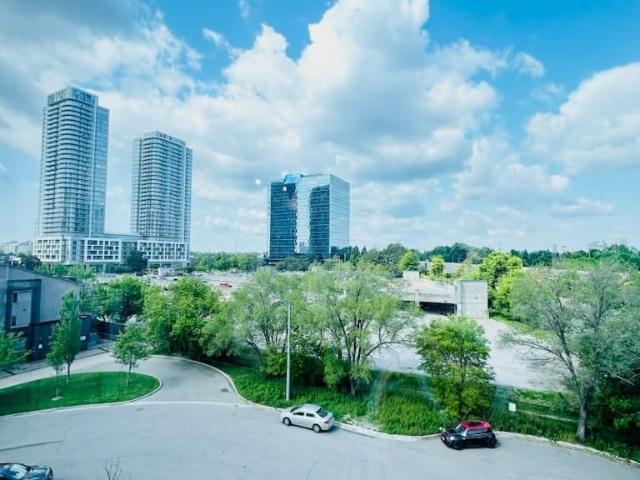 422 275 Village Green Square, Scarborough | 2Beds/2Bath, Condo, $2,500/mo | Condos. Ca