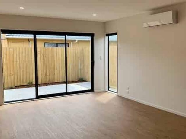 4/23 Brittan Street