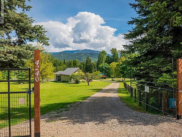4240 Blewett Road Nelson, British Columbia