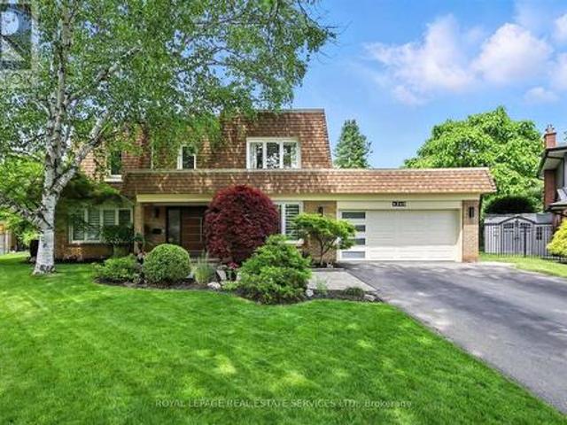 4240 Dunvegan Road, Burlington, ON, L7L 1P8 house for sale | Listing ID W12255 | Royal LePage