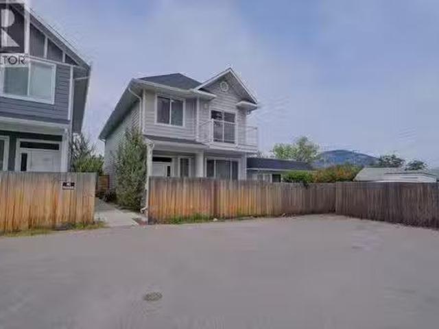 424 Braid Street Unit# 102, Penticton, BC, V2A 4Y2 house for.