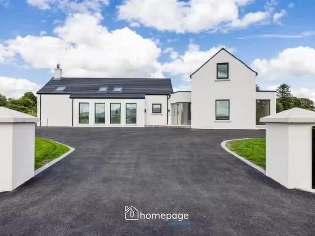 424 Foreglen Road