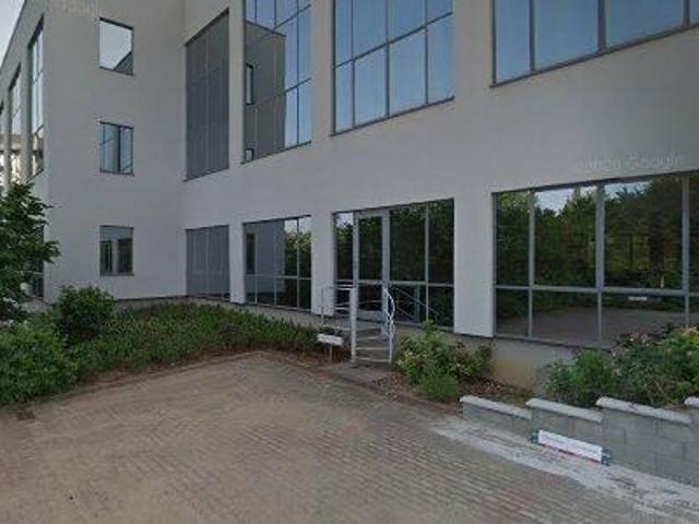 424 m2 office space for rent in Zaventem