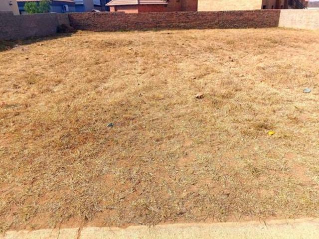 424 m² Land available in Woodhill Estate