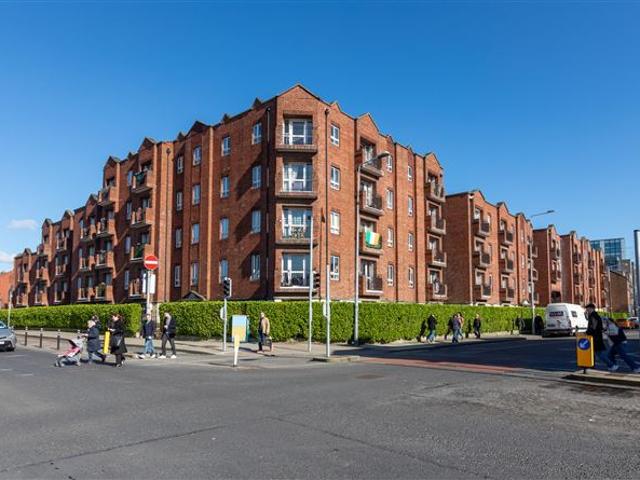425,000 | Apartment 48, Trinity Square, Dublin 2, South City Centre, Dublin 2 Herbert & Lansdowne Estate Agents 5008 MyHome. Ie Residential