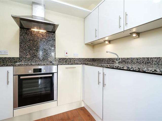425,000 | 152 The Sweepstakes, Ballsbridge, Dublin 4 Ray Cooke Auctioneers 4994 MyHome. Ie Residential