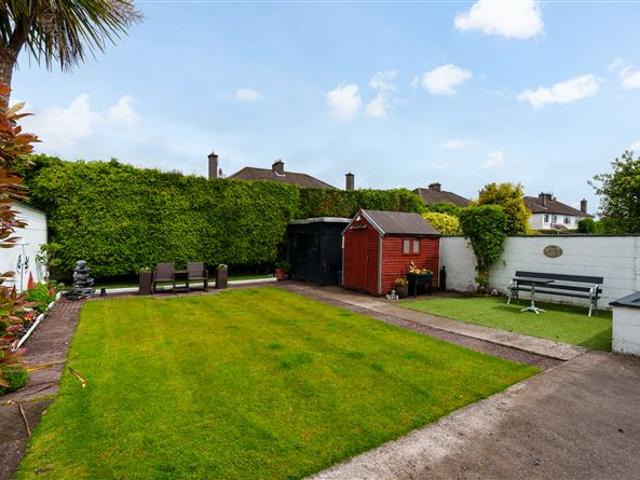 425,000 | 15 Ardmanning Lawn, The Lough, Cork ERA Downey McCarthy 4571 MyHome. Ie Residential