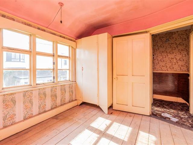 425,000 | 49 HAROLD'S CROSS ROAD, Harold's Cross, Dublin 6W Kelly Bradshaw 4979 MyHome. Ie Residential
