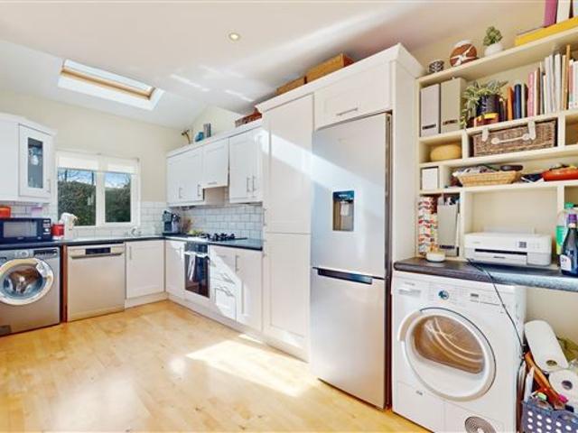 425,000 | 5 Charvey Court, Rathnew, Wicklow, Co. Wicklow HWP Residential 4988 MyHome. Ie Residential