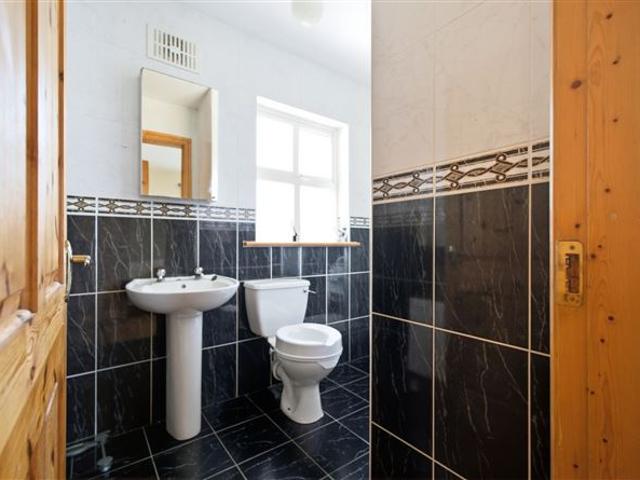 425,000 | 5 Beach View, Duncannon, Co. Wexford Sherry FitzGerald Radford 5015 MyHome. Ie Residential