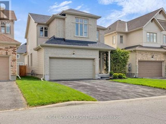 425 Cooks Mill Crescent, Ottawa, ON, K1V 2M9 house for sale | Listing ID X13160 | Royal LePage