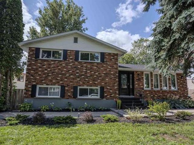 425 Chelsea Cres. Thunder Bay, ON, P7B 5P8 house for sale | Listing ID TB2601 | Royal LePage