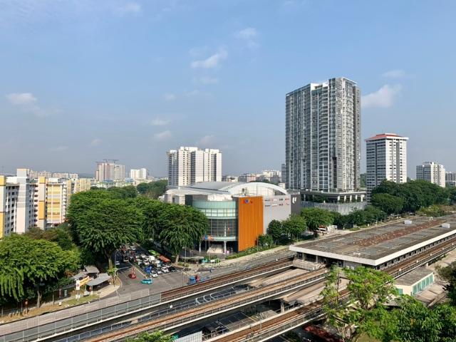 425 Ang Mo Kio Avenue 3 HDB Apartment For Sale, $550,000, 3 Bed 2 Bath 947 sqft $581.00 psf