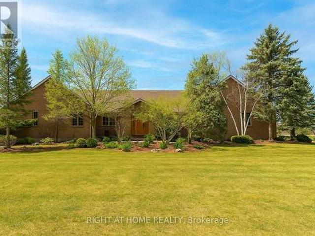 425 Golf Club Road, Hamilton, ON, L0R 1P0 house for sale | Listing ID X12499 | Royal LePage