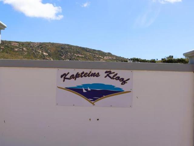 425 m² Land available in St Helena Views