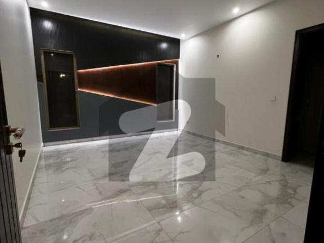425 Sq.Yard Ground Plus One Luxurious Bungalow For Sale In Gulistan e Jauhar Block 14