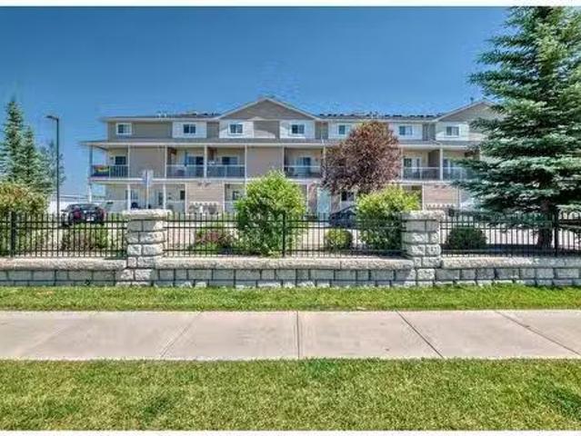 425 Sunrise Terrace Villas Ne, High River, AB, T1V 0C5 townh.