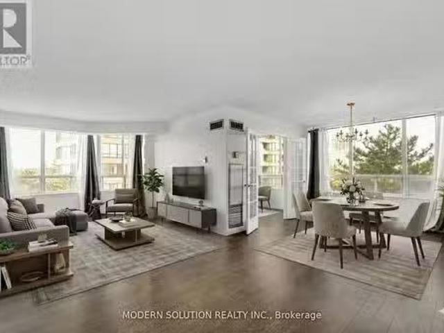 426 32 Clarissa Drive, Richmond Hill, ON, L4C 9R7 condo fo.