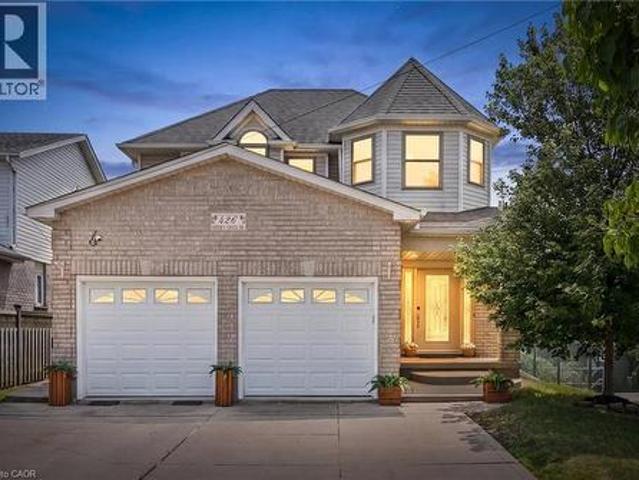 426 Hidden Creek Drive, Kitchener, ON, N2N 3N2 house for sale | Listing ID 40849 | Royal LePage